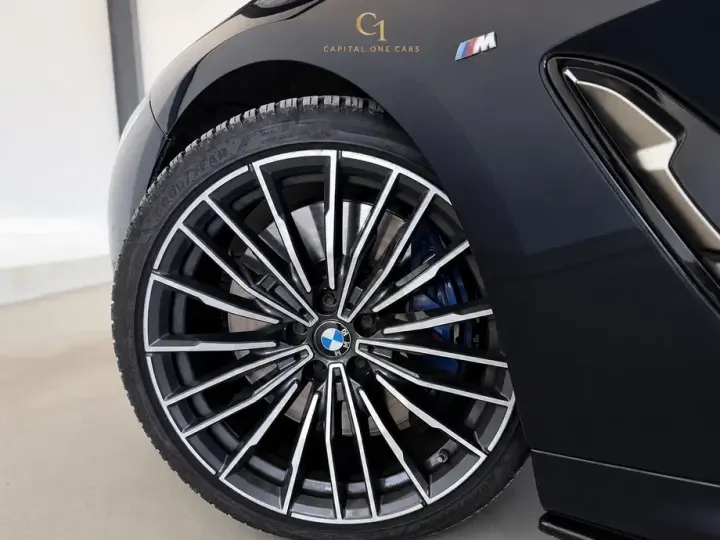 BMW M8