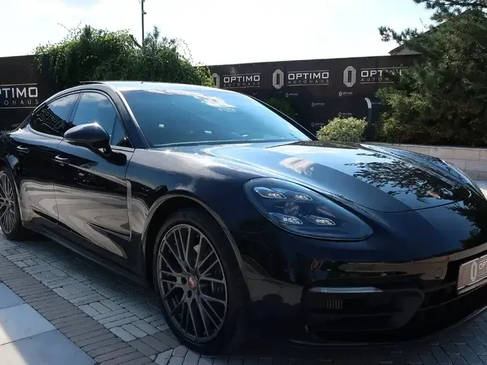 Porsche Panamera 4 Platinum Edition