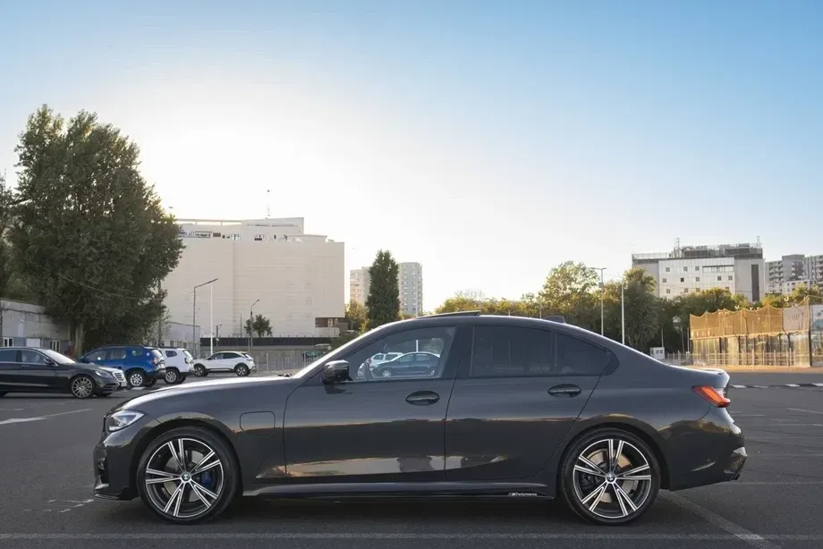 BMW Seria 3 G20/G21 330e Aut. M Sport — imagine 5