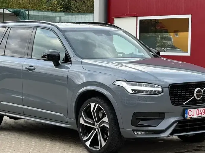 Volvo XC 90 II B5 MHEV AWD 7 locuri Ultimate Bright