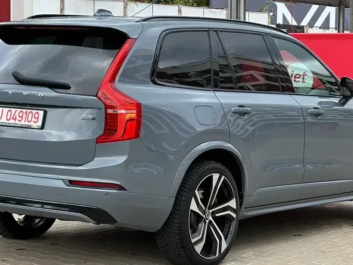 Volvo XC 90 II B5 MHEV AWD 7 locuri Ultimate Bright