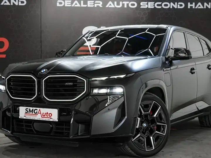 BMW XM