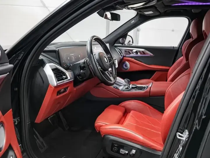 BMW XM