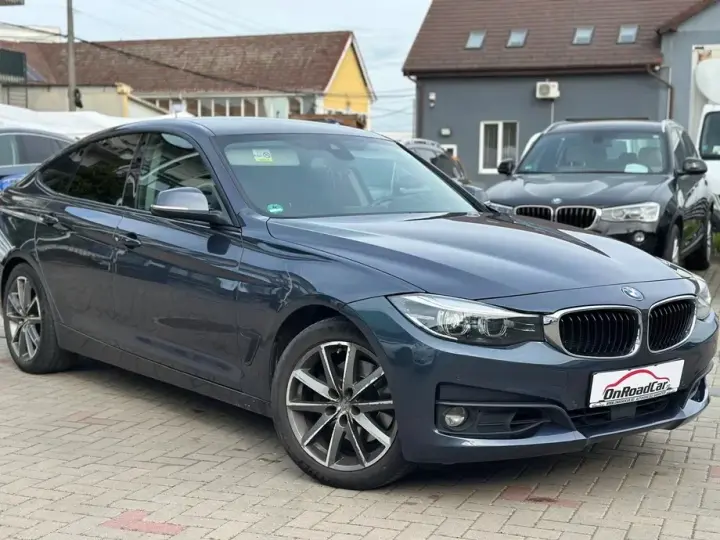 BMW Seria 3 325d Aut. Advantage