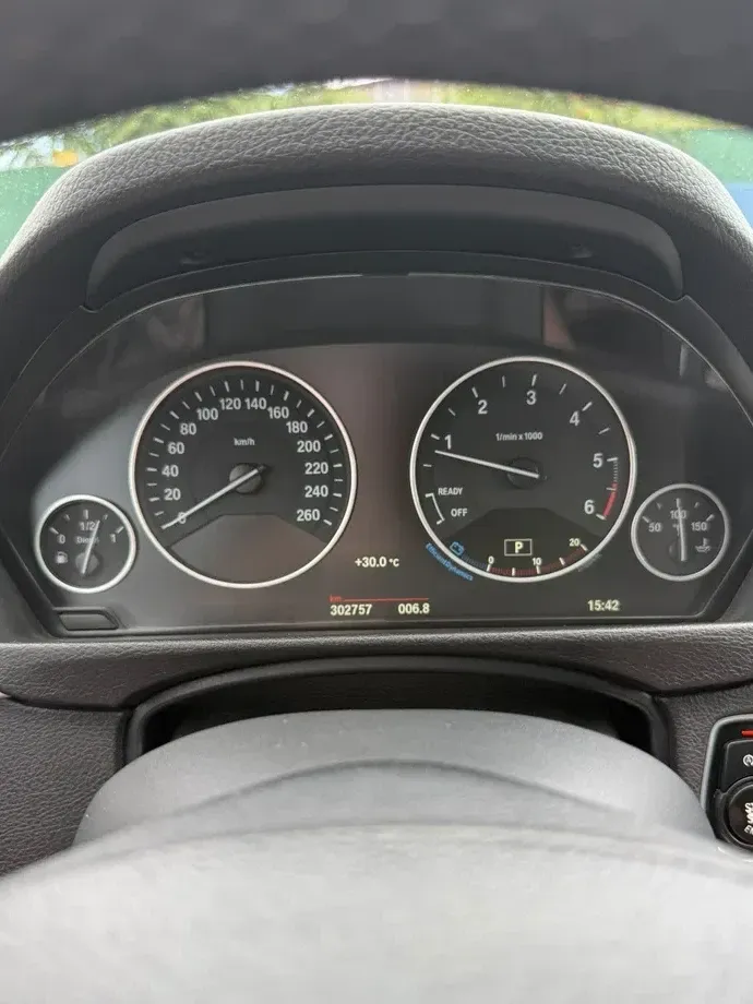 BMW Seria 3 320d Aut. Efficient Dynamics Edition Sport Line — imagine 6