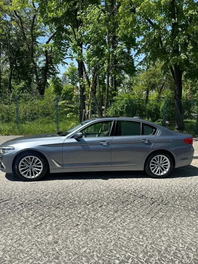 BMW Seria 5 G30/G31 530i xDrive AT — imagine 2