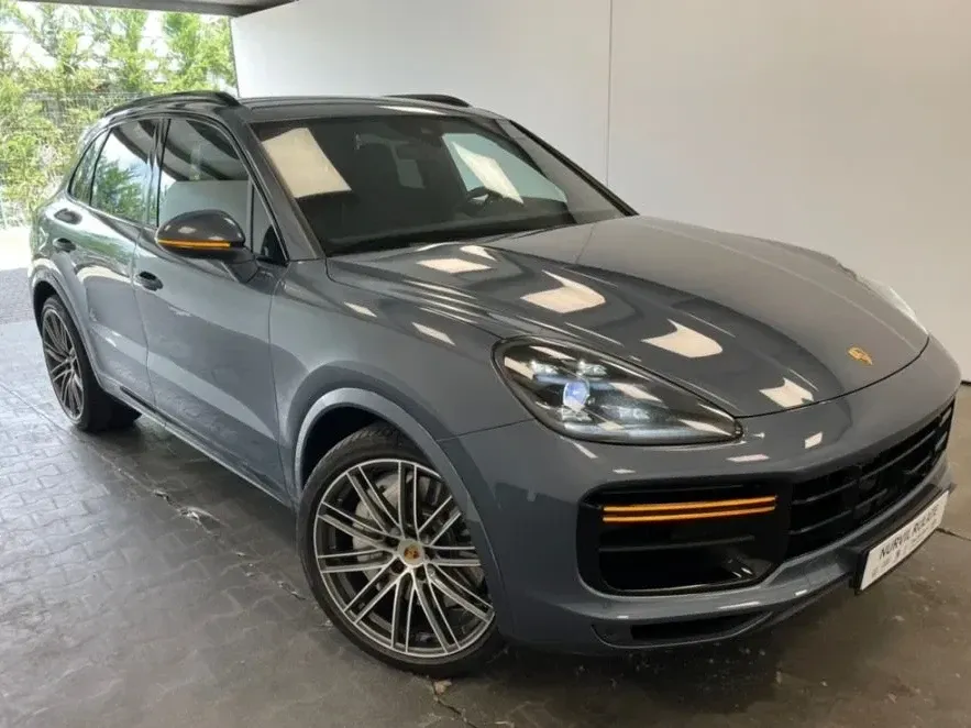 Porsche Cayenne Turbo — imagine 2