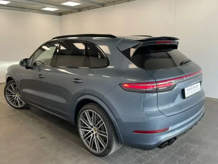 Porsche Cayenne Turbo