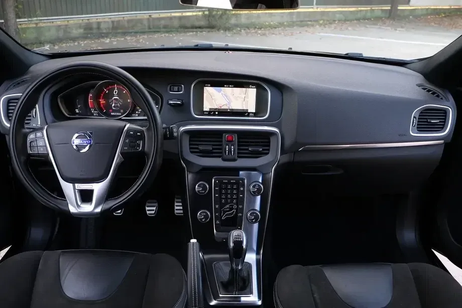 Volvo V40 II — imagine 3
