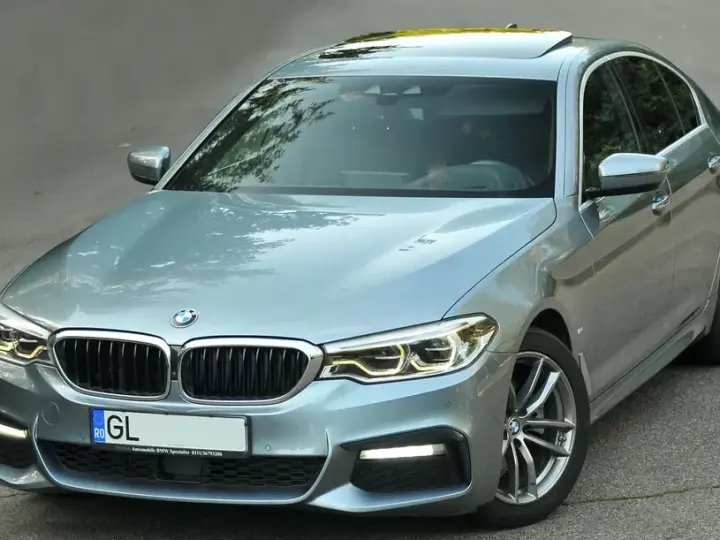 BMW Seria 5 G30/G31 520d AT
