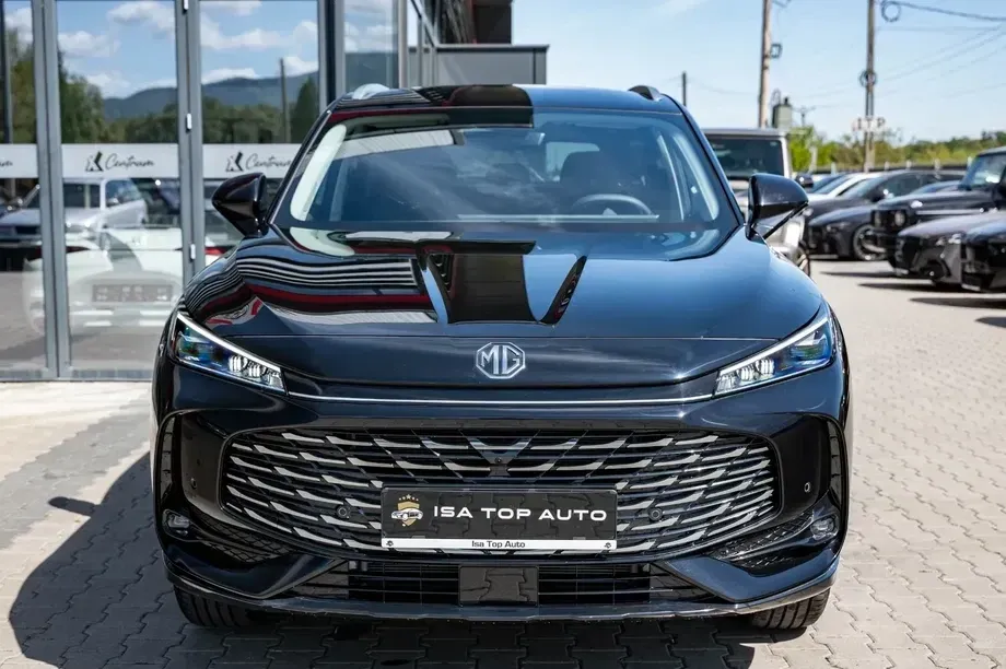 MG HS Luxury — imagine 2