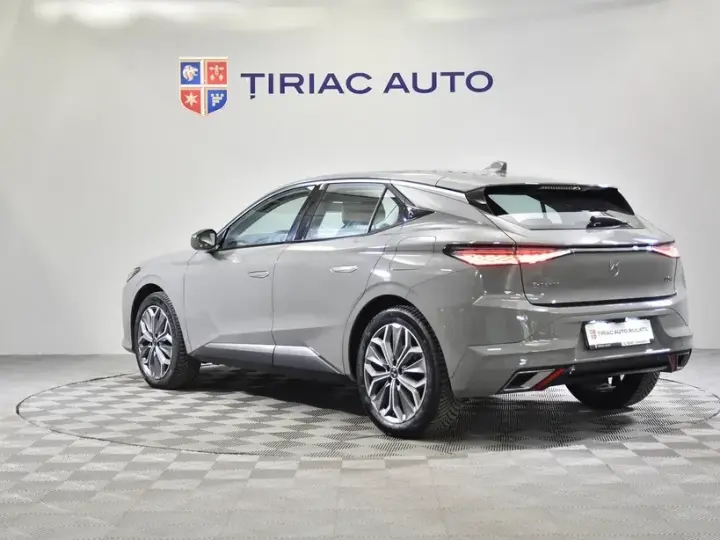 DS Automobiles DS 4