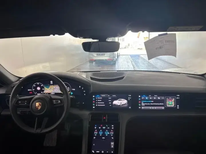 Porsche Taycan 4S Performancebatterie Plus
