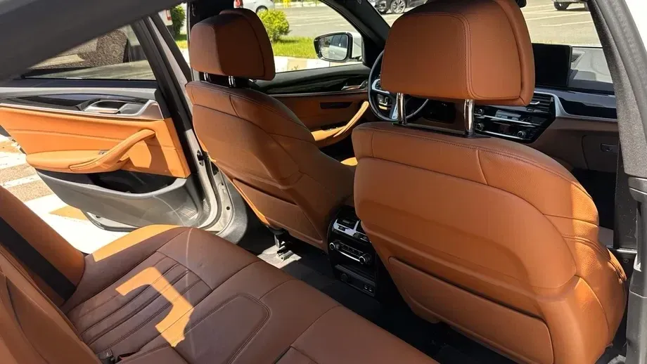 BMW Seria 5 G30/G31 520d xDrive Aut. M Sport Edition — imagine 6