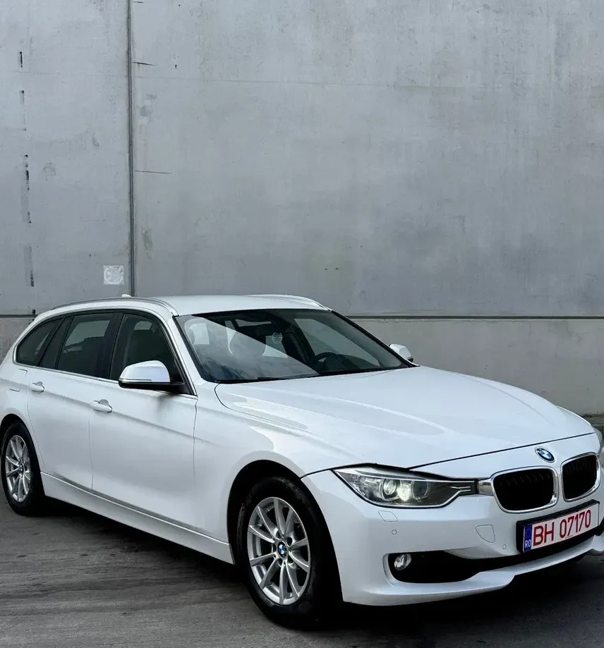 BMW Seria 3 F30/F31/F34 320i Aut. Advantage — imagine 2
