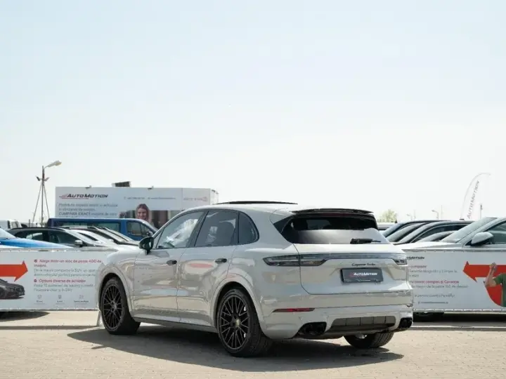 Porsche Cayenne Turbo Tiptronic S