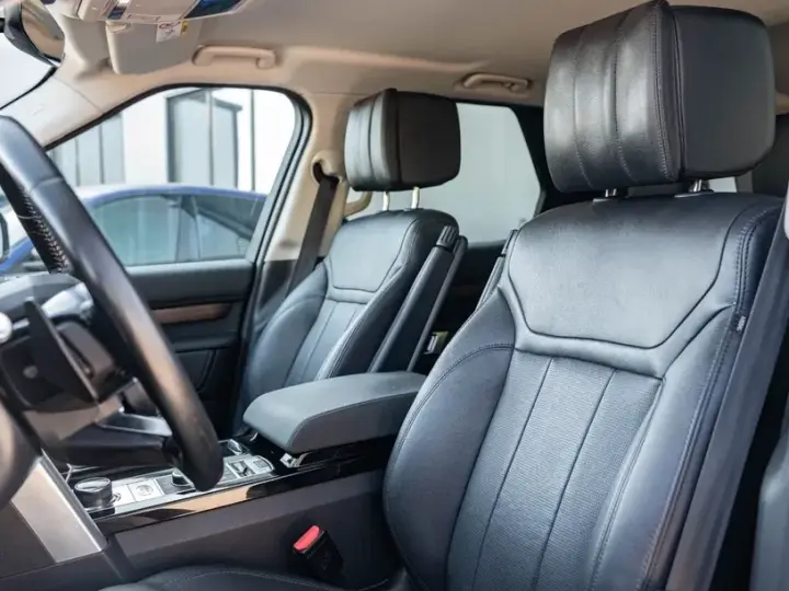 Land Rover Discovery V 3.0 L TD6 HSE