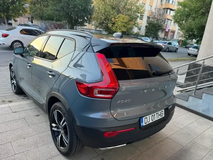 Volvo XC 40 D3 AWD R-Design