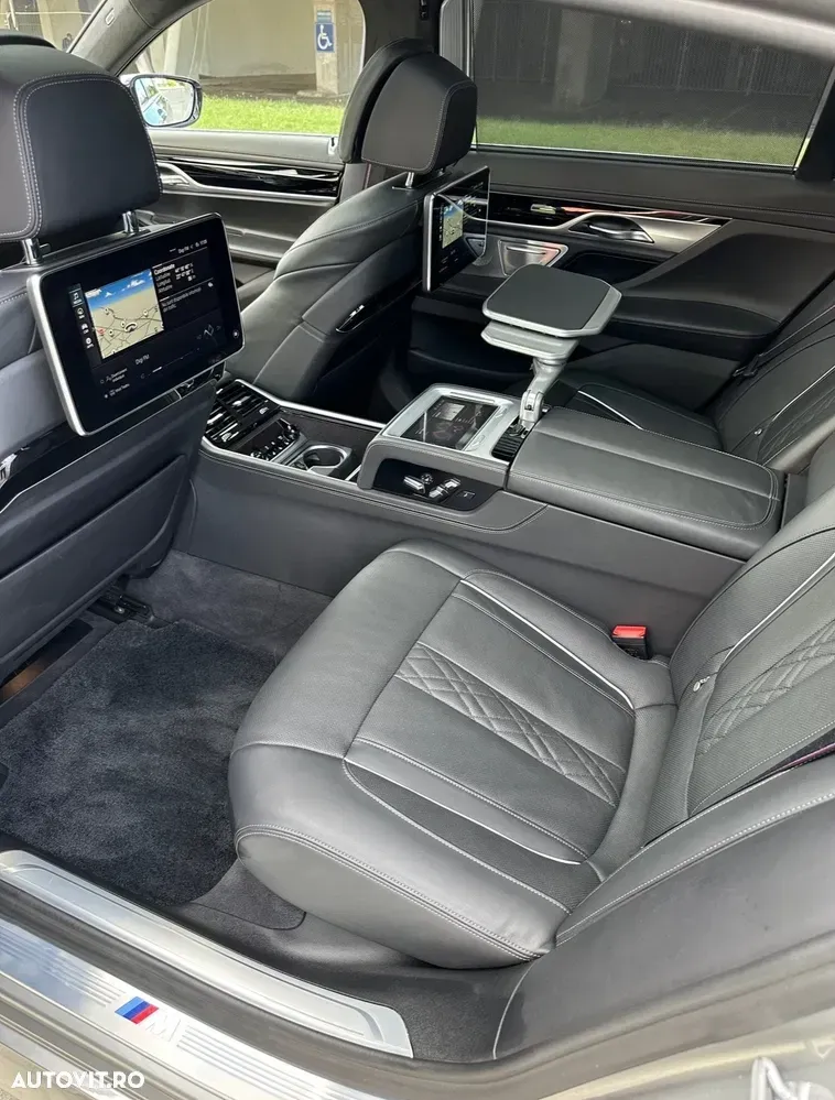 BMW Seria 7 — imagine 2