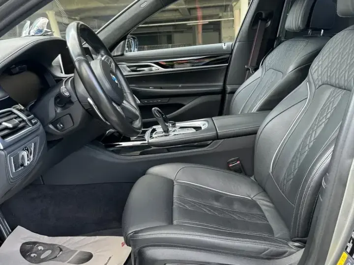 BMW Seria 7