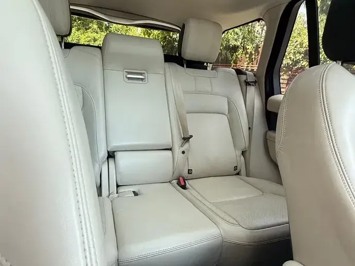 Land Rover Range Rover V 3.0 Si6 P440 PHEV LWB HSE