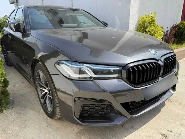 BMW Seria 5 G30/G31 540d xDrive AT MHEV