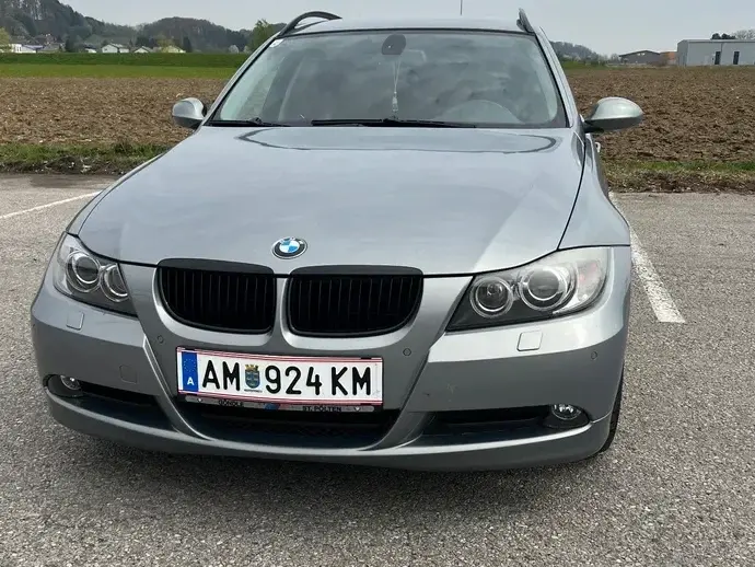 BMW Seria 3 E90/E91/E92/E93 320d DPF Aut.