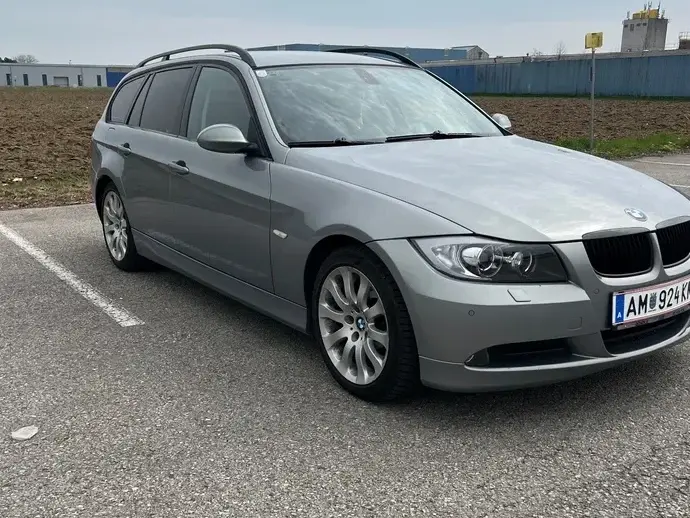 BMW Seria 3 E90/E91/E92/E93 320d DPF Aut.