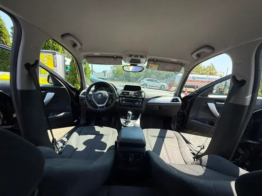 BMW Seria 1 118d Aut. — imagine 5