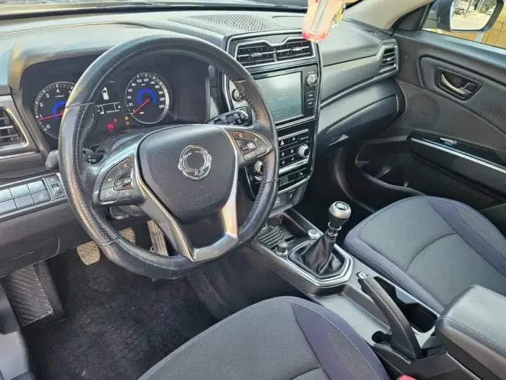 SsangYong Tivoli 1.5L GDI  Turbo STD Plus