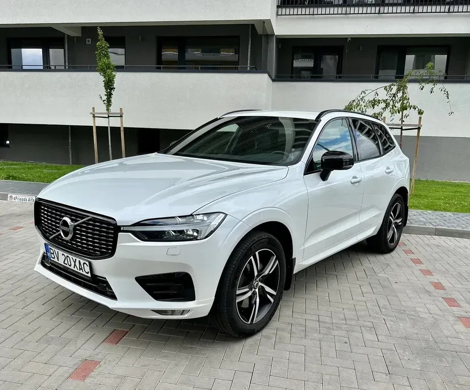 Volvo XC 60 II B5 MHEV AT8 AWD R-Design — imagine 3