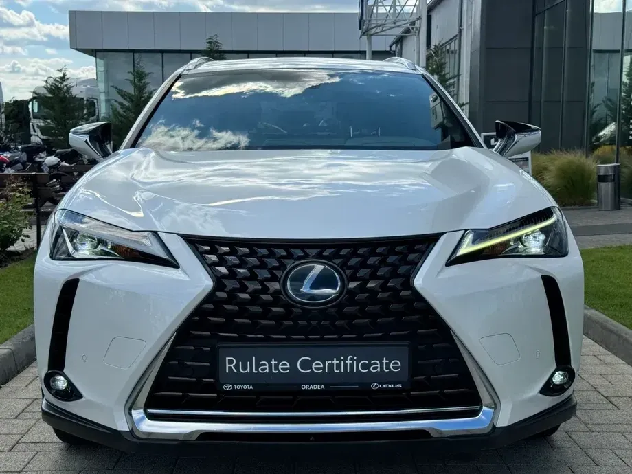 Lexus UX 250h FWD Business — imagine 2