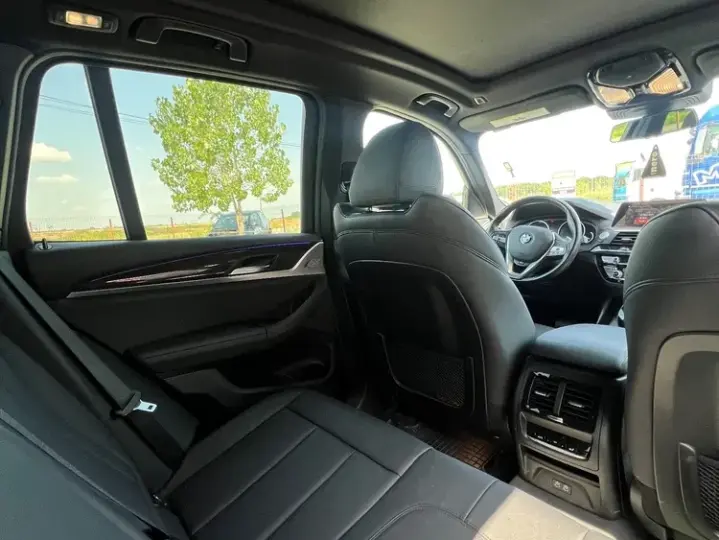 BMW X3 G01
