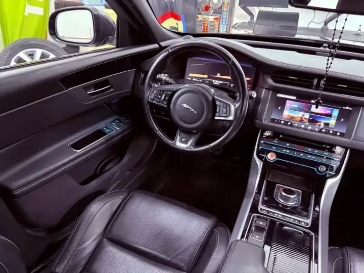 Jaguar XF E-Performance Aut. R-Sport
