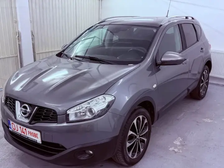 Nissan Qashqai I 2.0 DCI 4 x 4 DPF tekna