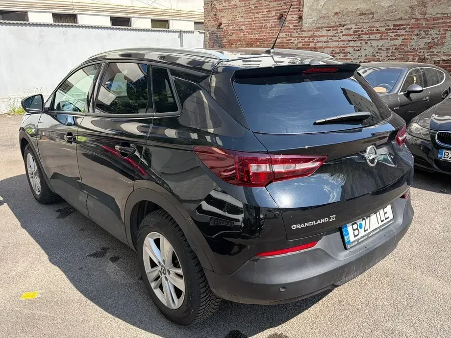 Opel Grandland X 1.2 Turbo START/STOP Aut. Enjoy — imagine 3