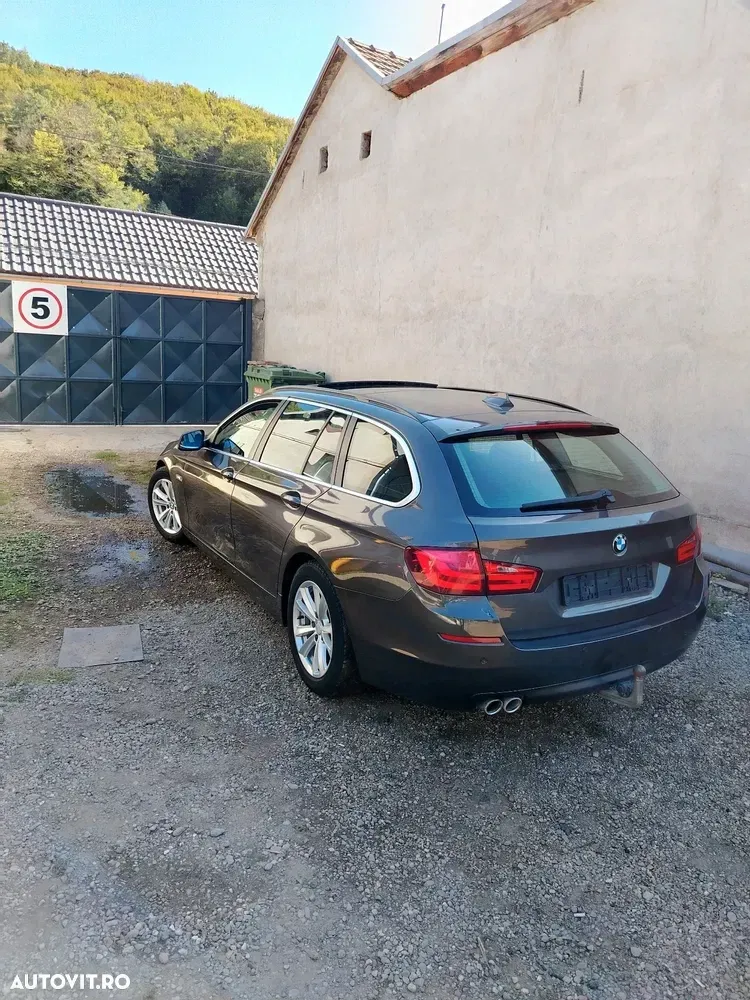 BMW Seria 5 F10/F11/F07 [2010 - 2017] 520d — imagine 3