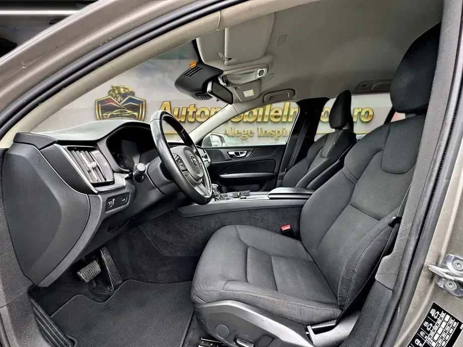 Volvo V60 II D3 Geartronic Momentum — imagine 5
