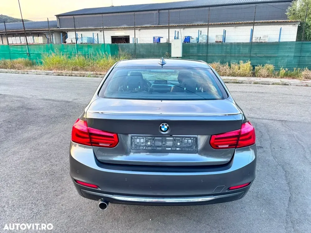 BMW Seria 3 F30/F31/F34 [2011 - 2019] 318d Aut. Luxury Line — imagine 6