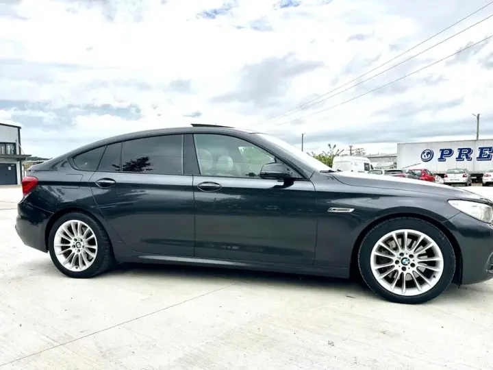 BMW Seria 5 F10/F11/F07 520d Aut.