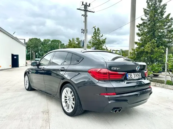 BMW Seria 5 F10/F11/F07 520d Aut.