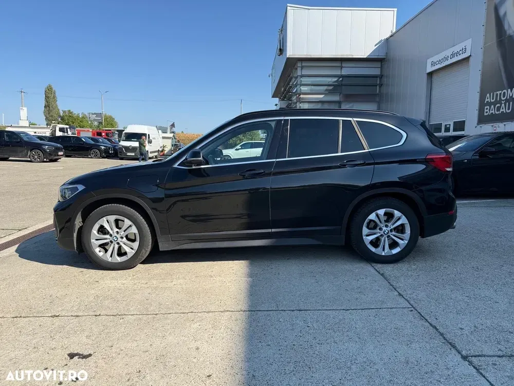 BMW X1 xDrive25e AT PHEV — imagine 4