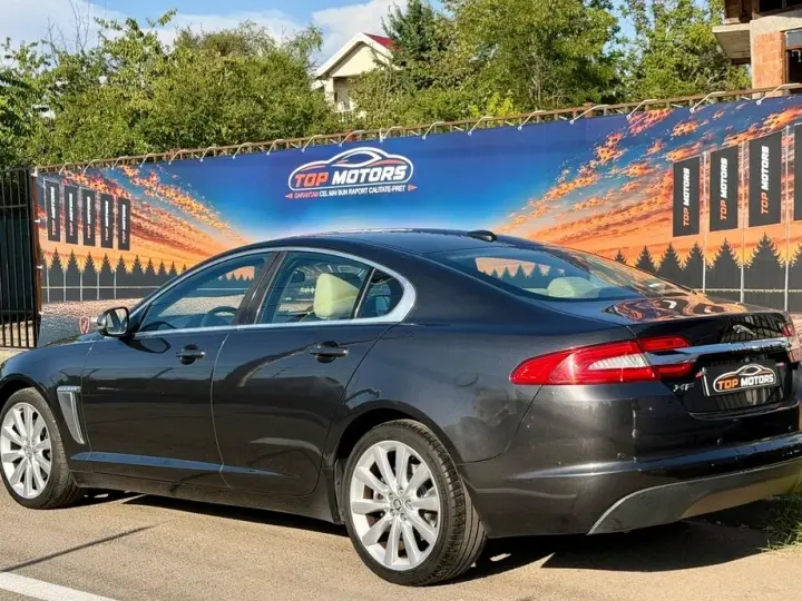 Jaguar XF 2.2D Premium Luxury