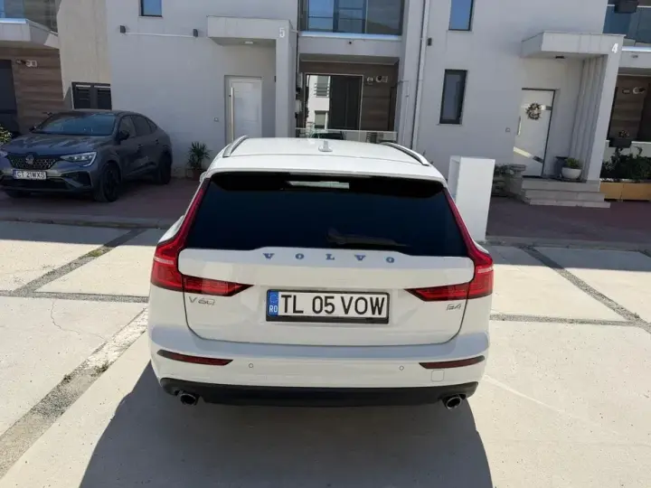 Volvo V60 II