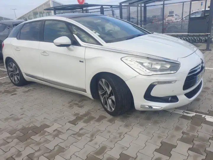 Citroën DS5