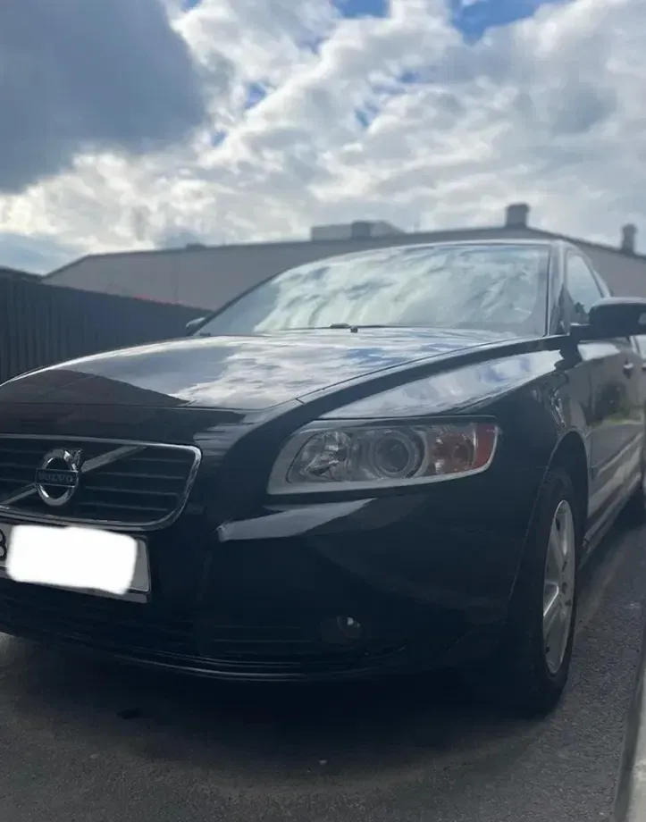 Volvo S40 II DPF DRIVe Momentum — imagine 2