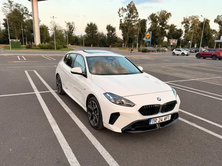 BMW Seria 1 F40/F52 — imagine 3