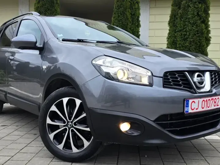 Nissan Qashqai+2
