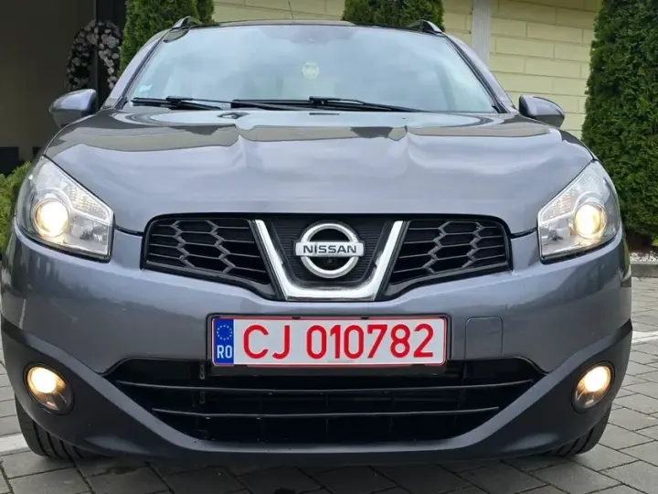 Nissan Qashqai+2