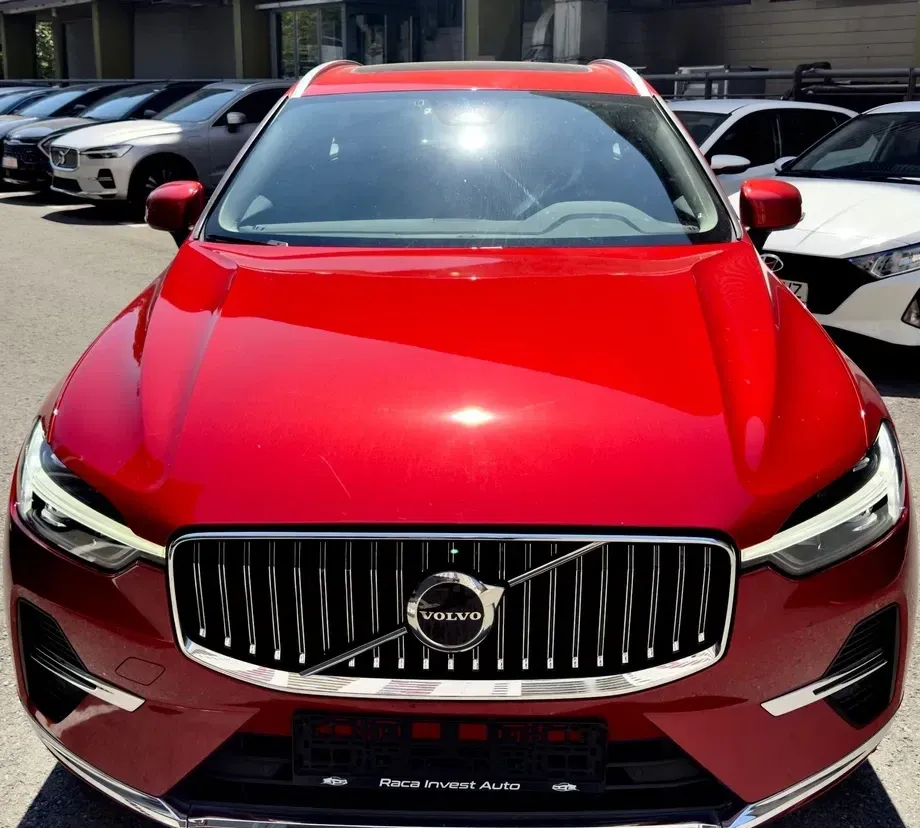 Volvo XC 60 II T6 AWD Recharge Geartronic Inscription Expression — imagine 2